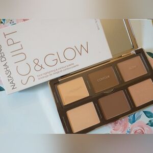 Natasha Denona Sculpt & Glow Cream And Powder Contour Palette in Light-Medium